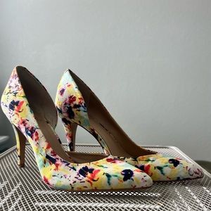 Vince Camuto floral print d’orsay pumps